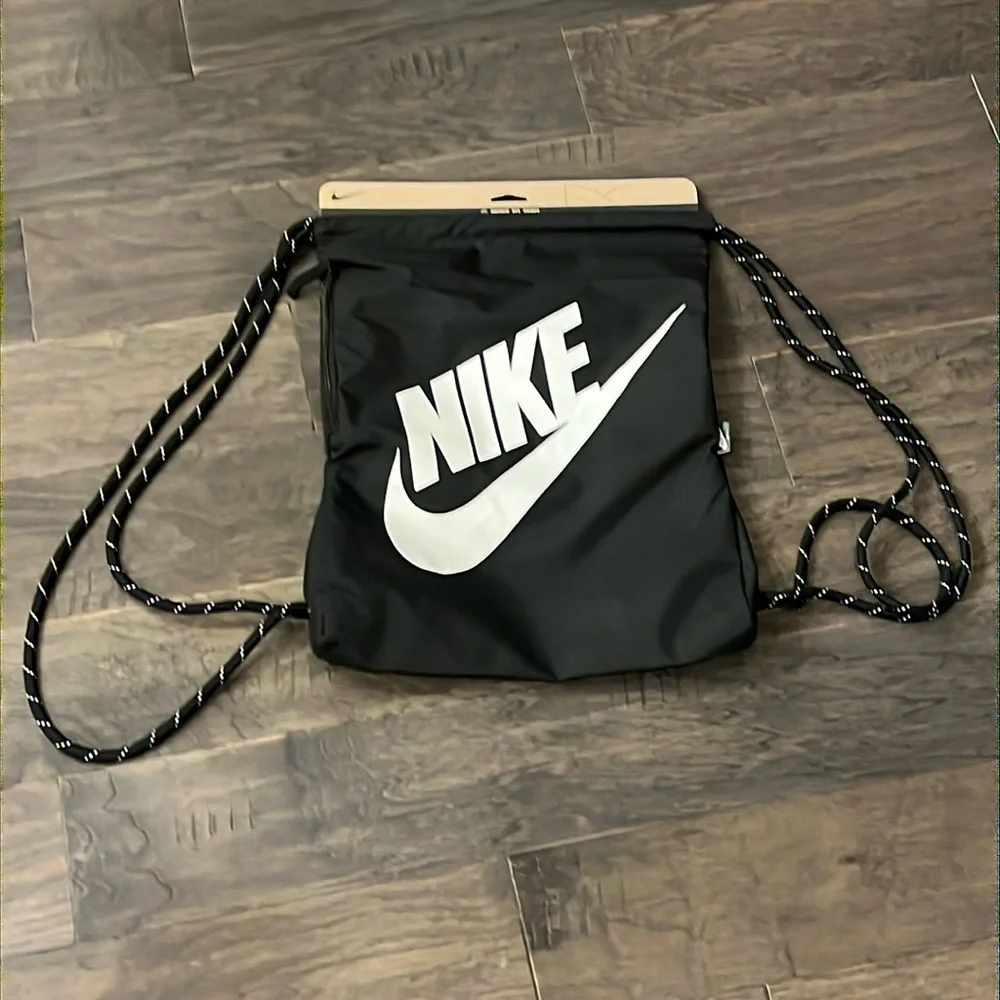 Nike Open Top Drawstring Gym Bag Sack new black